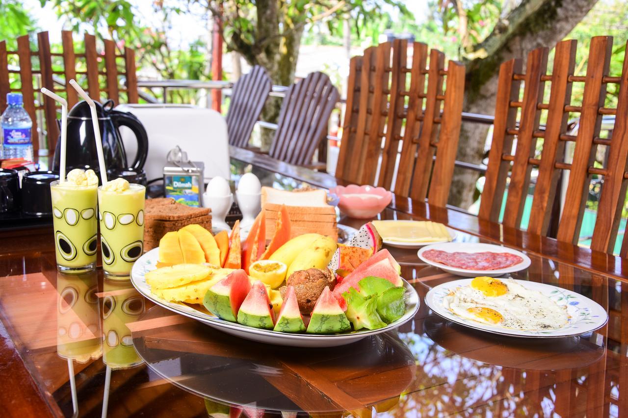 Channa Villa & Tours Bentota Exterior photo